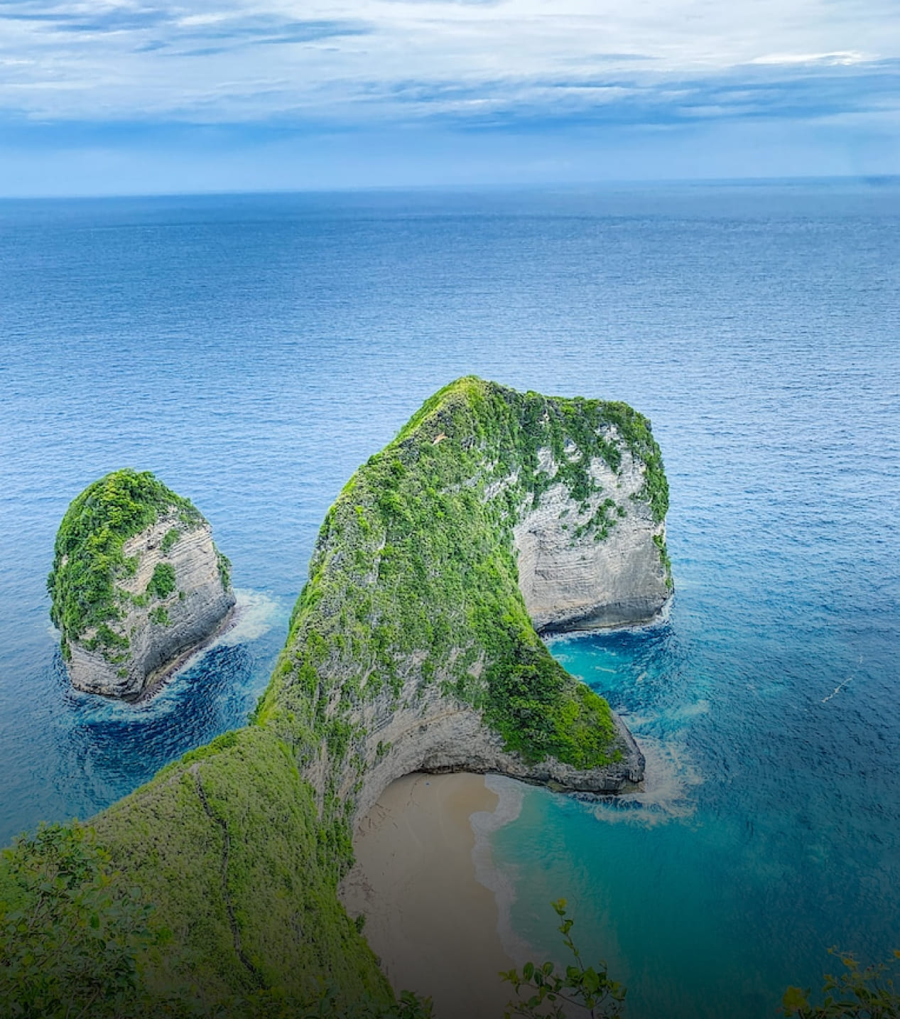 Kelingking cliff view at Nusa Penida